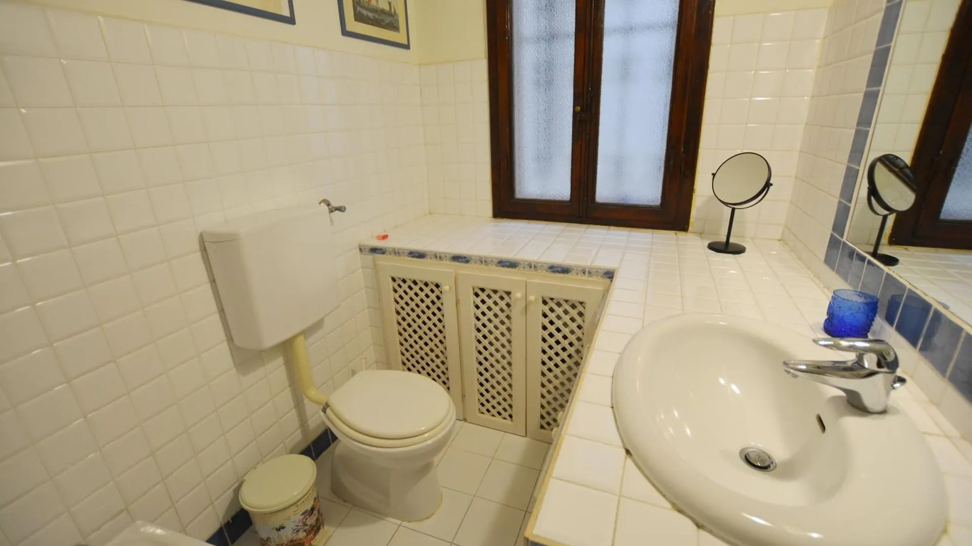Capponi Apartment Florence