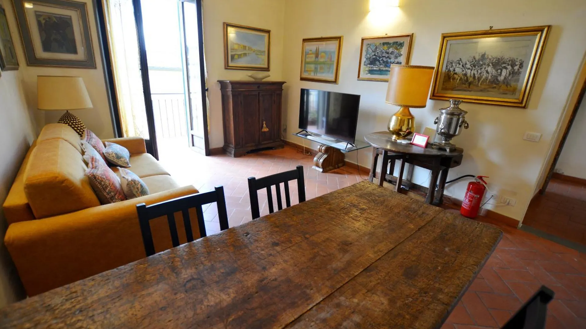 Capponi Apartment Florence